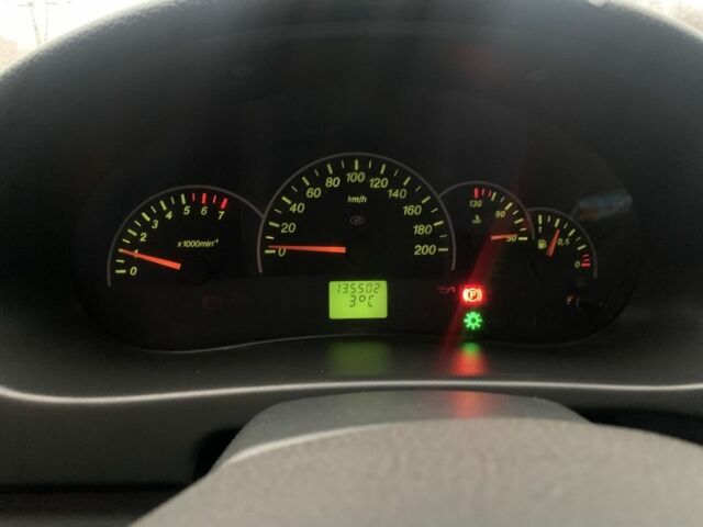 Красный ВАЗ 2170 Priora, объемом двигателя 1.6 л и пробегом 135 тыс. км за 3000 $, фото 12 на Automoto.ua