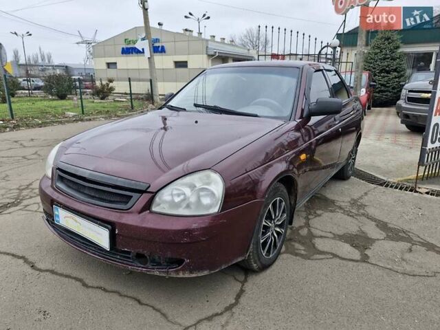 Красный ВАЗ 2170 Priora, объемом двигателя 1.6 л и пробегом 274 тыс. км за 2499 $, фото 2 на Automoto.ua