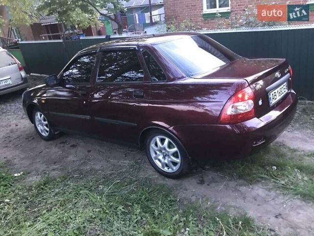 Красный ВАЗ 2170 Priora, объемом двигателя 1.6 л и пробегом 221 тыс. км за 2500 $, фото 7 на Automoto.ua