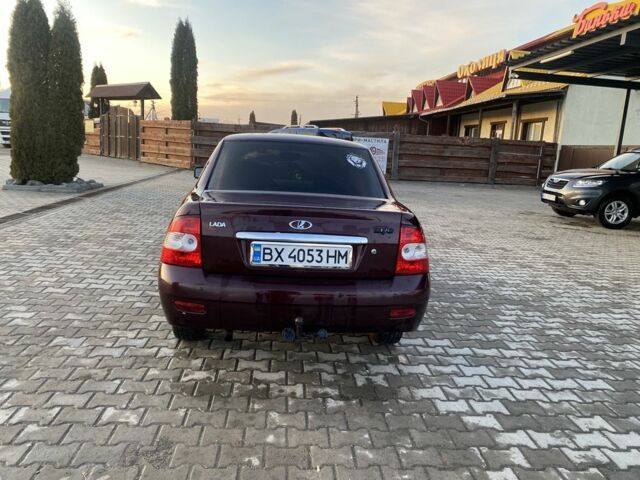 Красный ВАЗ 2170 Priora, объемом двигателя 1.6 л и пробегом 167 тыс. км за 1800 $, фото 2 на Automoto.ua