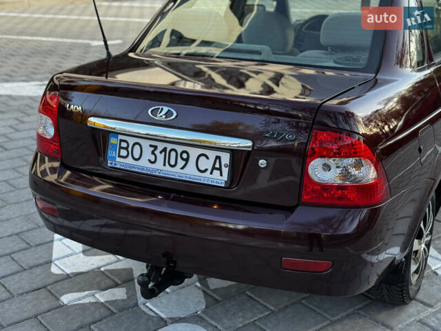 Червоний ВАЗ 2170 Priora, об'ємом двигуна 1.6 л та пробігом 200 тис. км за 2650 $, фото 7 на Automoto.ua