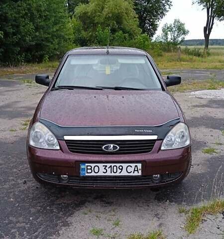 Красный ВАЗ 2170 Priora, объемом двигателя 1.6 л и пробегом 238 тыс. км за 1430 $, фото 2 на Automoto.ua