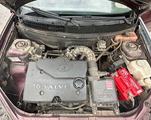 Червоний ВАЗ 2170 Priora, об'ємом двигуна 1.6 л та пробігом 230 тис. км за 1600 $, фото 12 на Automoto.ua