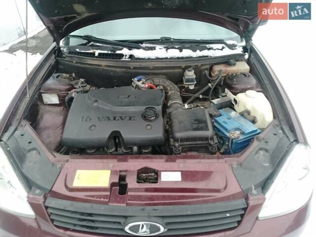 Красный ВАЗ 2170 Priora, объемом двигателя 1.6 л и пробегом 320 тыс. км за 2500 $, фото 8 на Automoto.ua