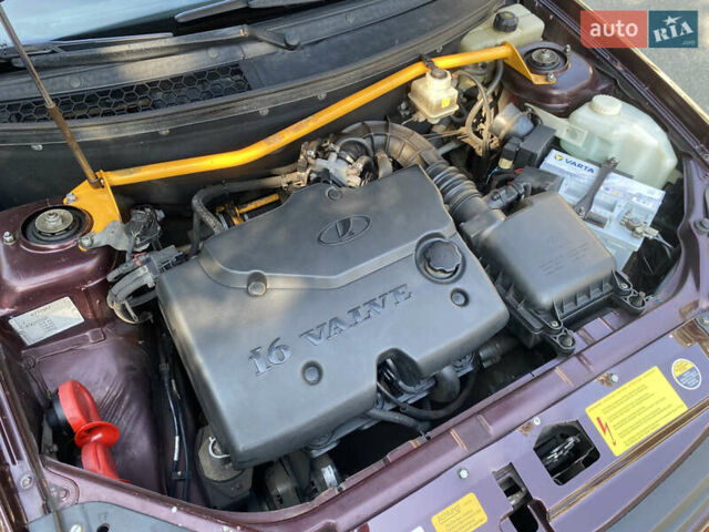 Красный ВАЗ 2170 Priora, объемом двигателя 1.6 л и пробегом 331 тыс. км за 4000 $, фото 29 на Automoto.ua