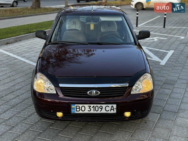 Червоний ВАЗ 2170 Priora, об'ємом двигуна 1.6 л та пробігом 200 тис. км за 2650 $, фото 11 на Automoto.ua