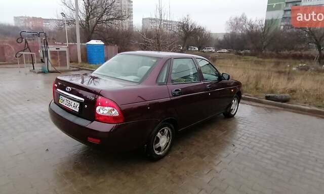 Червоний ВАЗ 2170 Priora, об'ємом двигуна 1.6 л та пробігом 172 тис. км за 3200 $, фото 11 на Automoto.ua