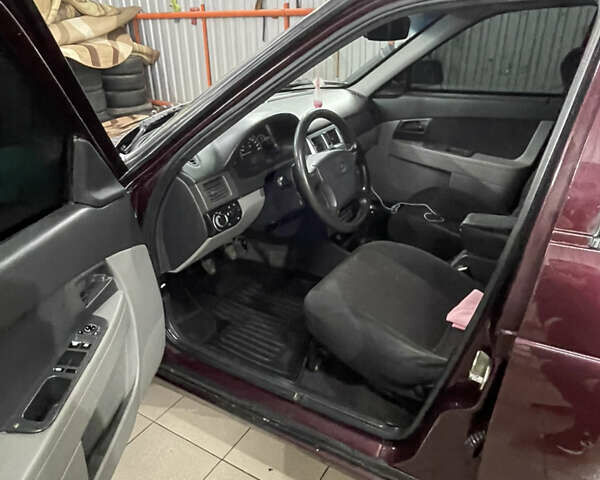 Красный ВАЗ 2170 Priora, объемом двигателя 1.6 л и пробегом 202 тыс. км за 1555 $, фото 10 на Automoto.ua