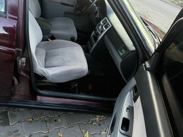 Красный ВАЗ 2170 Priora, объемом двигателя 1.6 л и пробегом 777 тыс. км за 1850 $, фото 10 на Automoto.ua