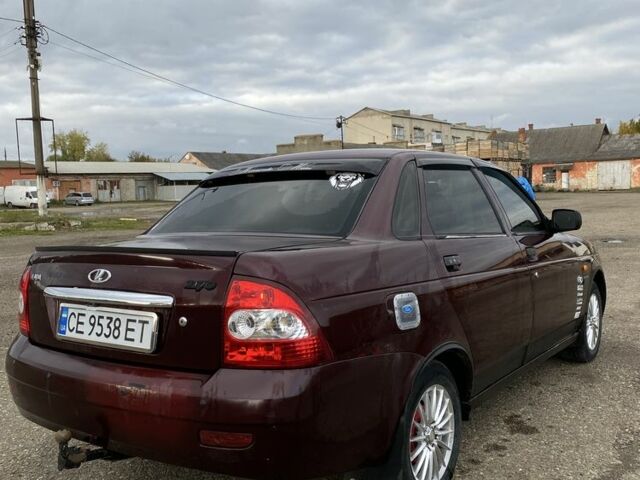 Красный ВАЗ 2170 Priora, объемом двигателя 1.6 л и пробегом 200 тыс. км за 1950 $, фото 6 на Automoto.ua