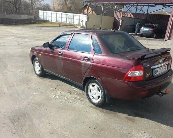 Красный ВАЗ 2170 Priora, объемом двигателя 1.6 л и пробегом 207 тыс. км за 2600 $, фото 2 на Automoto.ua