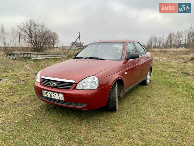 Червоний ВАЗ 2170 Priora, об'ємом двигуна 1.6 л та пробігом 182 тис. км за 2300 $, фото 1 на Automoto.ua