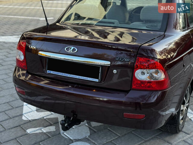 Червоний ВАЗ 2170 Priora, об'ємом двигуна 1.6 л та пробігом 200 тис. км за 2600 $, фото 12 на Automoto.ua