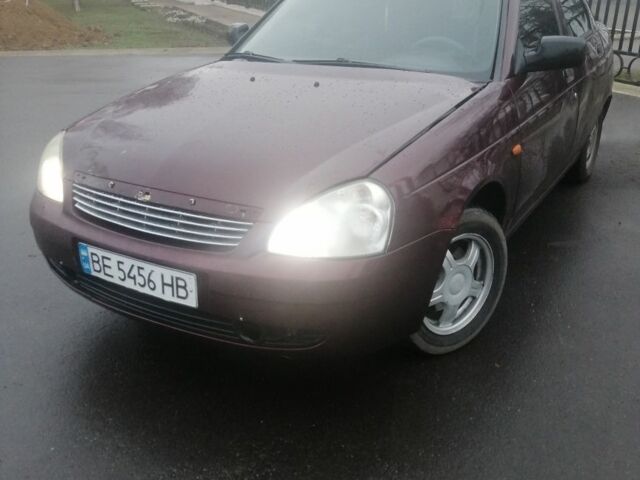 Красный ВАЗ 2170 Priora, объемом двигателя 1.6 л и пробегом 204 тыс. км за 1750 $, фото 2 на Automoto.ua