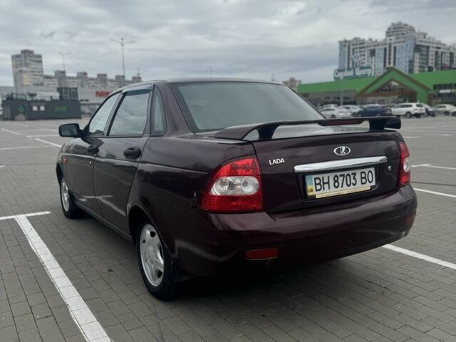 Красный ВАЗ 2170 Priora, объемом двигателя 1.6 л и пробегом 142 тыс. км за 2200 $, фото 4 на Automoto.ua