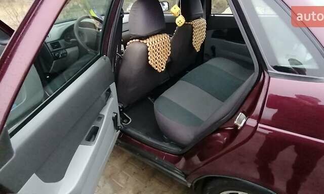 Червоний ВАЗ 2170 Priora, об'ємом двигуна 1.6 л та пробігом 172 тис. км за 3200 $, фото 12 на Automoto.ua