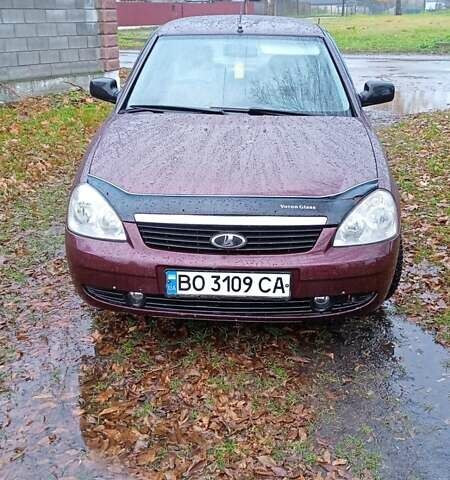 Красный ВАЗ 2170 Priora, объемом двигателя 1.6 л и пробегом 238 тыс. км за 1799 $, фото 6 на Automoto.ua