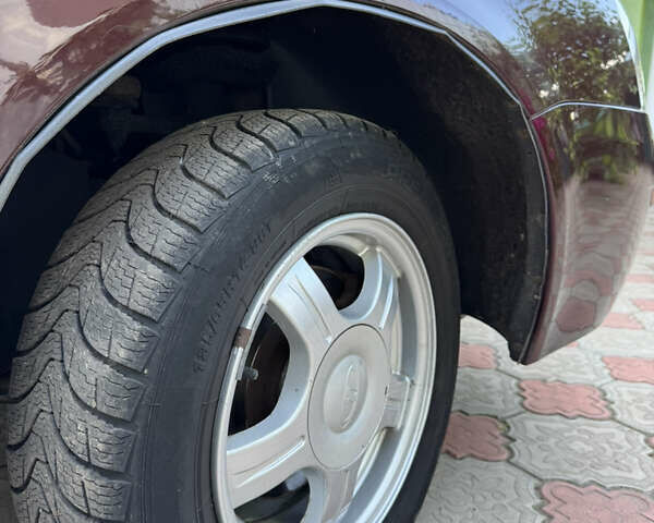 Червоний ВАЗ 2170 Priora, об'ємом двигуна 1.6 л та пробігом 100 тис. км за 3300 $, фото 11 на Automoto.ua