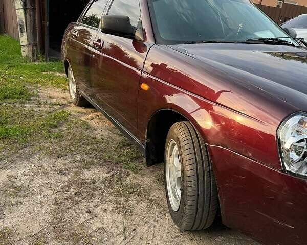 Червоний ВАЗ 2170 Priora, об'ємом двигуна 1.6 л та пробігом 250 тис. км за 3200 $, фото 4 на Automoto.ua