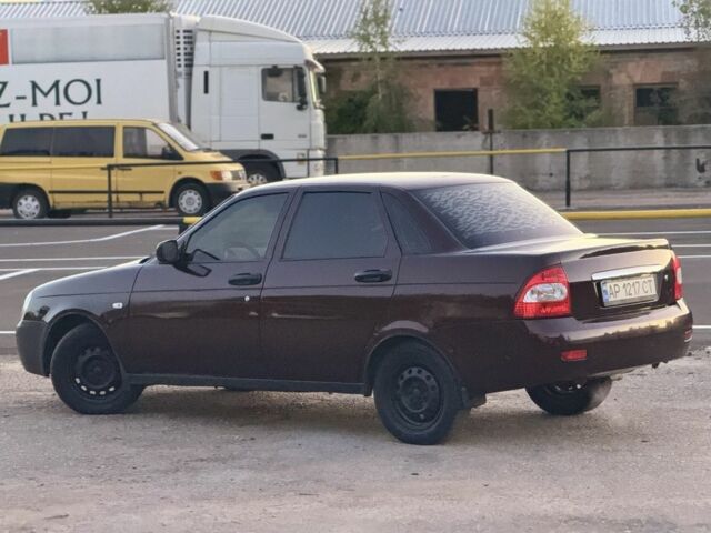 Червоний ВАЗ 2170 Priora, об'ємом двигуна 1.6 л та пробігом 160 тис. км за 1700 $, фото 3 на Automoto.ua
