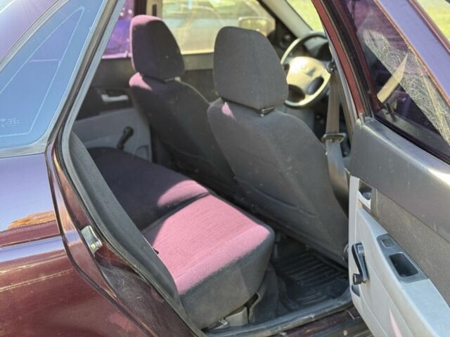 Червоний ВАЗ 2170 Priora, об'ємом двигуна 1.6 л та пробігом 160 тис. км за 1700 $, фото 10 на Automoto.ua