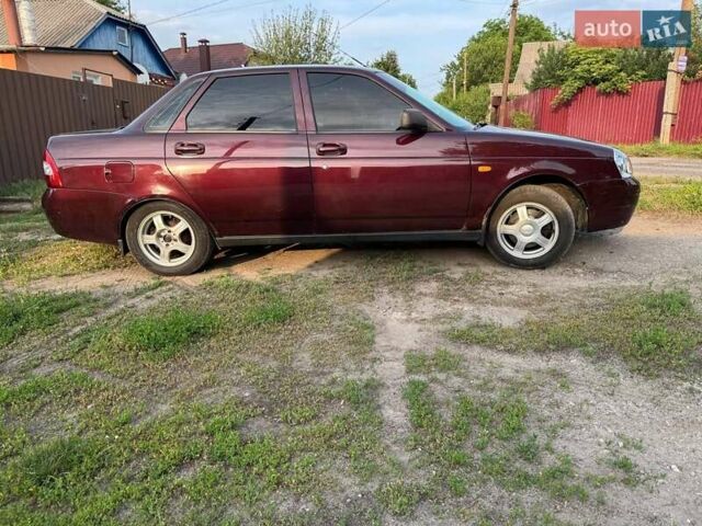 Червоний ВАЗ 2170 Priora, об'ємом двигуна 1.6 л та пробігом 250 тис. км за 3200 $, фото 2 на Automoto.ua