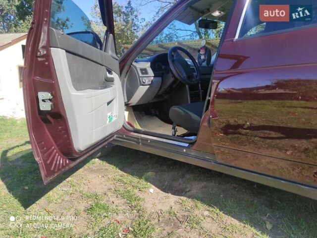 Красный ВАЗ 2170 Priora, объемом двигателя 1.6 л и пробегом 104 тыс. км за 3300 $, фото 3 на Automoto.ua