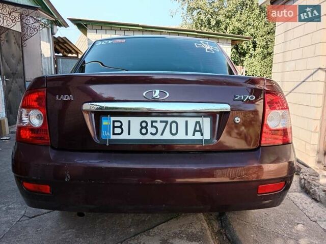 Красный ВАЗ 2170 Priora, объемом двигателя 1.6 л и пробегом 225 тыс. км за 3150 $, фото 5 на Automoto.ua