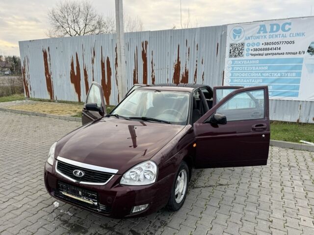 Красный ВАЗ 2170 Priora, объемом двигателя 1.6 л и пробегом 59 тыс. км за 2800 $, фото 1 на Automoto.ua