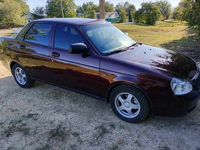 Красный ВАЗ 2170 Priora, объемом двигателя 1.6 л и пробегом 150 тыс. км за 2900 $, фото 6 на Automoto.ua