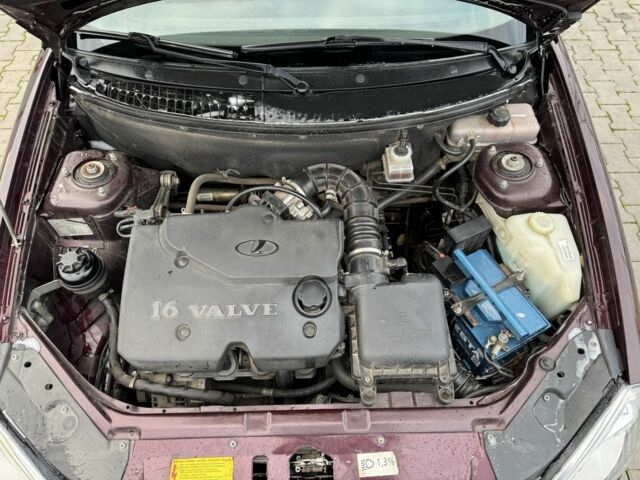 Красный ВАЗ 2170 Priora, объемом двигателя 1.6 л и пробегом 59 тыс. км за 2800 $, фото 7 на Automoto.ua