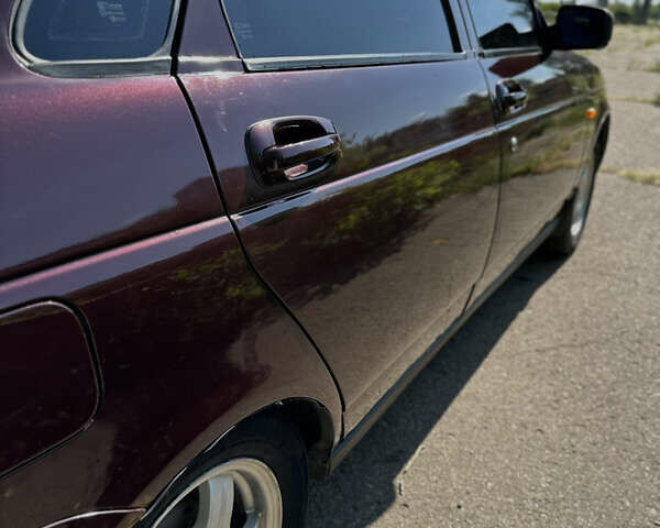 Червоний ВАЗ 2170 Priora, об'ємом двигуна 1.6 л та пробігом 176 тис. км за 3500 $, фото 2 на Automoto.ua