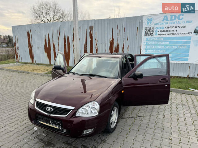 Красный ВАЗ 2170 Priora, объемом двигателя 1.6 л и пробегом 59 тыс. км за 2800 $, фото 1 на Automoto.ua