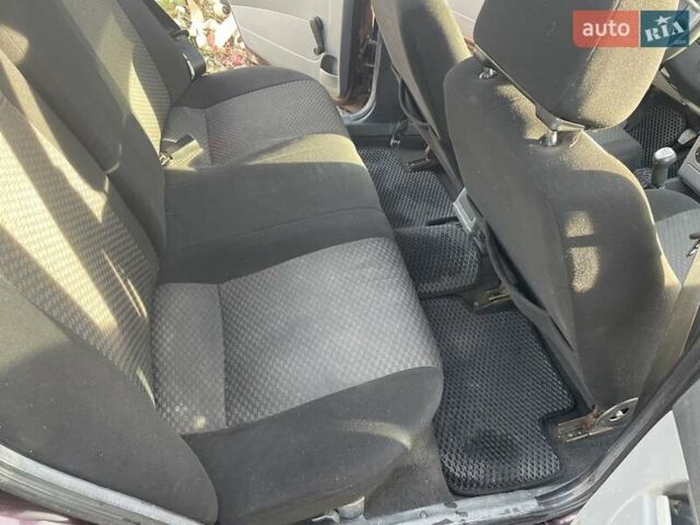 Червоний ВАЗ 2170 Priora, об'ємом двигуна 1.6 л та пробігом 215 тис. км за 1400 $, фото 3 на Automoto.ua