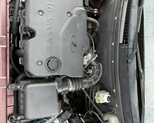 Красный ВАЗ 2170 Priora, объемом двигателя 1.6 л и пробегом 95 тыс. км за 3499 $, фото 9 на Automoto.ua