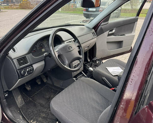 Красный ВАЗ 2170 Priora, объемом двигателя 1.6 л и пробегом 59 тыс. км за 2800 $, фото 7 на Automoto.ua