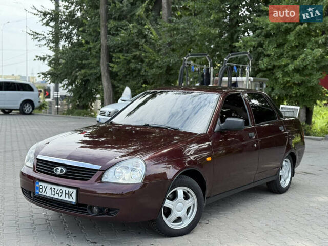 Красный ВАЗ 2170 Priora, объемом двигателя 1.6 л и пробегом 95 тыс. км за 3499 $, фото 1 на Automoto.ua