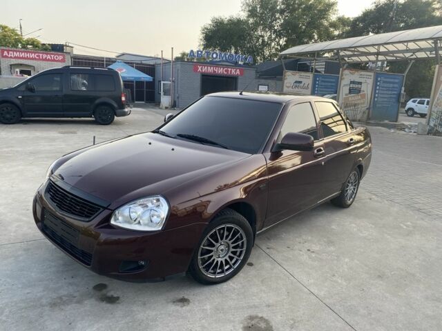 Красный ВАЗ 2170 Priora, объемом двигателя 1.6 л и пробегом 90 тыс. км за 5800 $, фото 7 на Automoto.ua