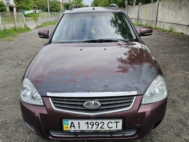 Червоний ВАЗ 2170 Priora, об'ємом двигуна 1.6 л та пробігом 210 тис. км за 1600 $, фото 1 на Automoto.ua