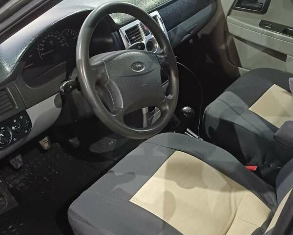 ВАЗ 2170 Priora, объемом двигателя 1.6 л и пробегом 166 тыс. км за 2650 $, фото 7 на Automoto.ua