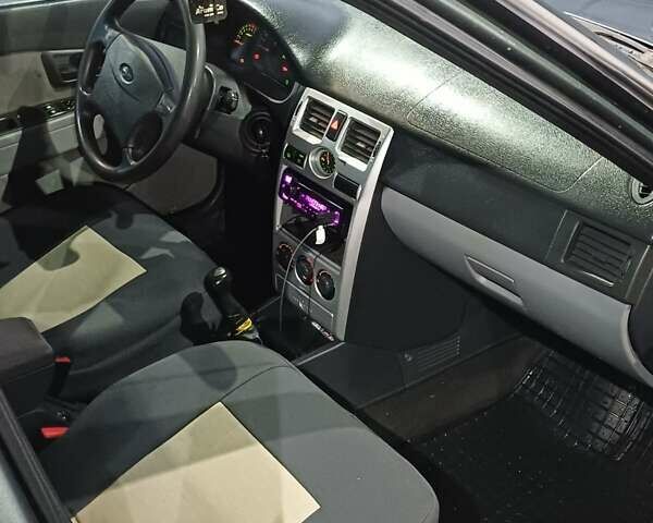 ВАЗ 2170 Priora, объемом двигателя 1.6 л и пробегом 166 тыс. км за 2650 $, фото 6 на Automoto.ua