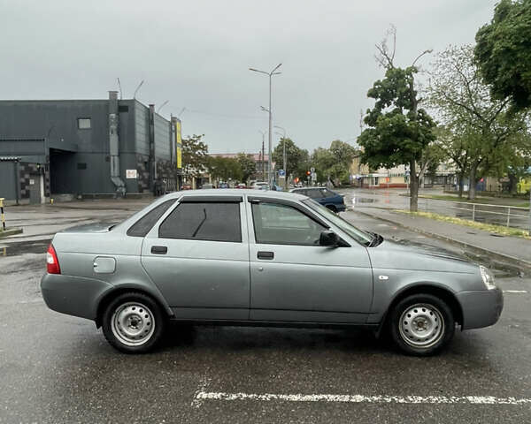 ВАЗ 2170 Priora, объемом двигателя 1.6 л и пробегом 212 тыс. км за 2700 $, фото 2 на Automoto.ua