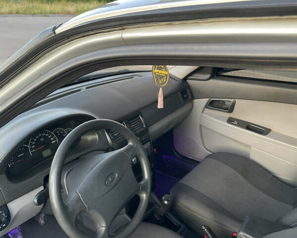 ВАЗ 2170 Priora, об'ємом двигуна 1.6 л та пробігом 293 тис. км за 1600 $, фото 6 на Automoto.ua