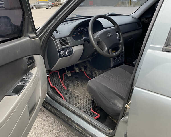 ВАЗ 2170 Priora, объемом двигателя 1.6 л и пробегом 205 тыс. км за 1800 $, фото 6 на Automoto.ua