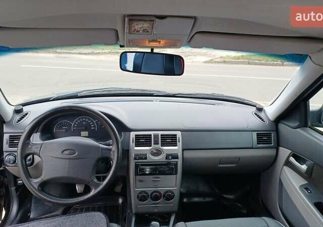 ВАЗ 2170 Priora, объемом двигателя 1.6 л и пробегом 232 тыс. км за 3500 $, фото 3 на Automoto.ua