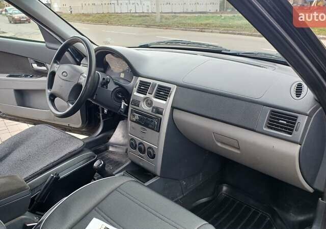 ВАЗ 2170 Priora, объемом двигателя 1.6 л и пробегом 232 тыс. км за 3500 $, фото 5 на Automoto.ua