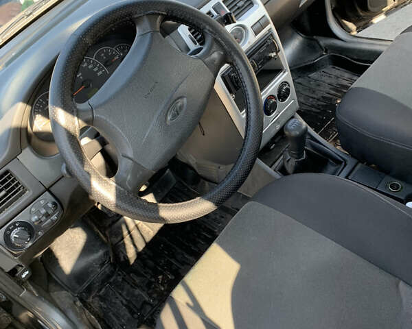 ВАЗ 2170 Priora, объемом двигателя 1.6 л и пробегом 270 тыс. км за 2700 $, фото 5 на Automoto.ua