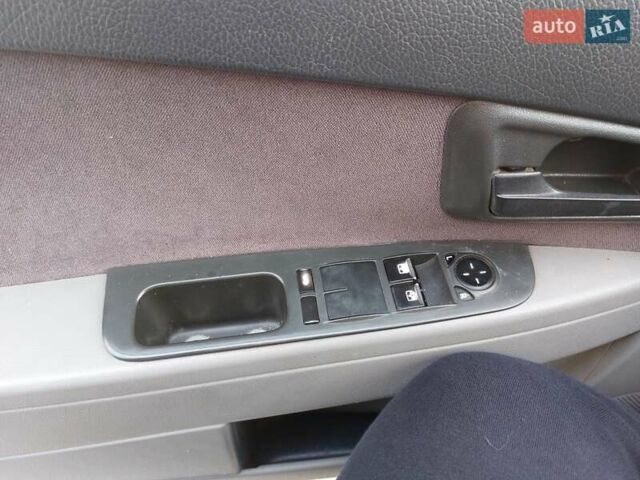 ВАЗ 2170 Priora, объемом двигателя 1.6 л и пробегом 129 тыс. км за 3100 $, фото 13 на Automoto.ua