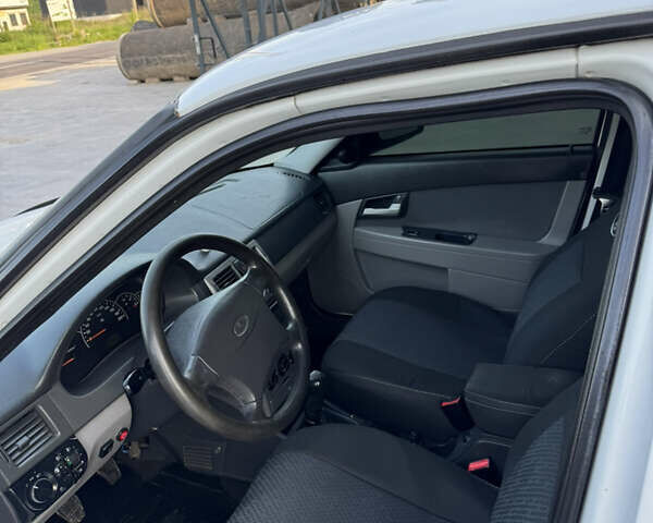 ВАЗ 2170 Priora, объемом двигателя 1.6 л и пробегом 187 тыс. км за 2150 $, фото 23 на Automoto.ua