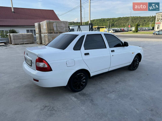 ВАЗ 2170 Priora, объемом двигателя 1.6 л и пробегом 187 тыс. км за 2150 $, фото 9 на Automoto.ua